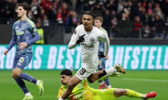 Frankfurt pokonał Ajax 6-2 w dwumeczu