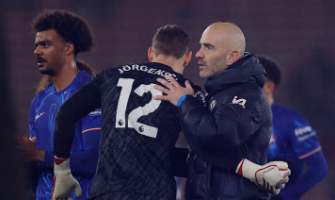 Korzyści z posiadania większej liczby osób! Chelsea wyprzedziła Arsenal